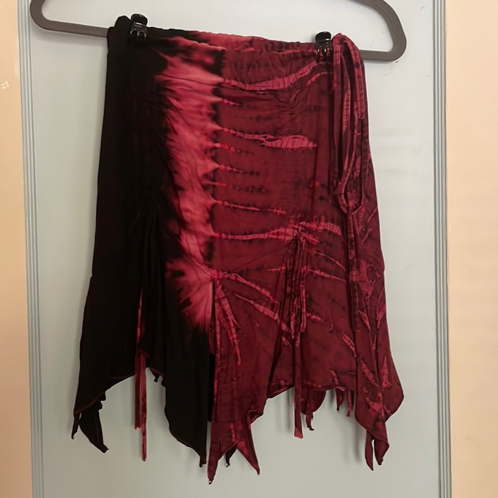 TIE-DYE red and black hippie/witchy skirt with adjustable drawstring